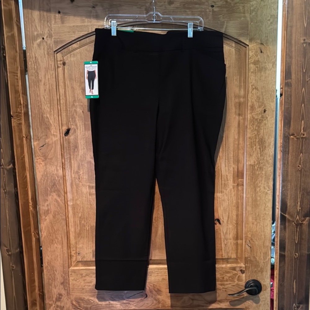 Black Cropped Pants by Hilary Radley, Size XL, NWT